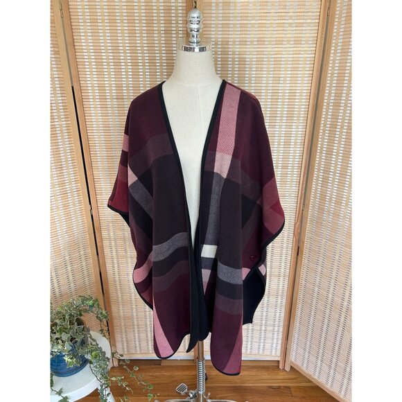 D&Co Burgundy & Black Plaid Open Front Poncho Cape XL/1X - Picture 6 of 9